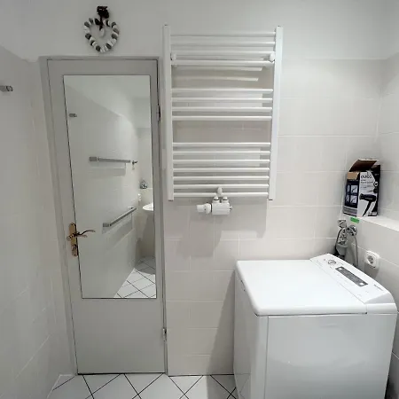 Panoramic App B02-10 *